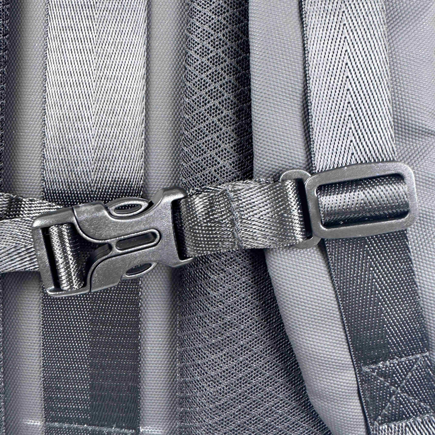 Y1 Pioneer Backpack - Black - 26/27