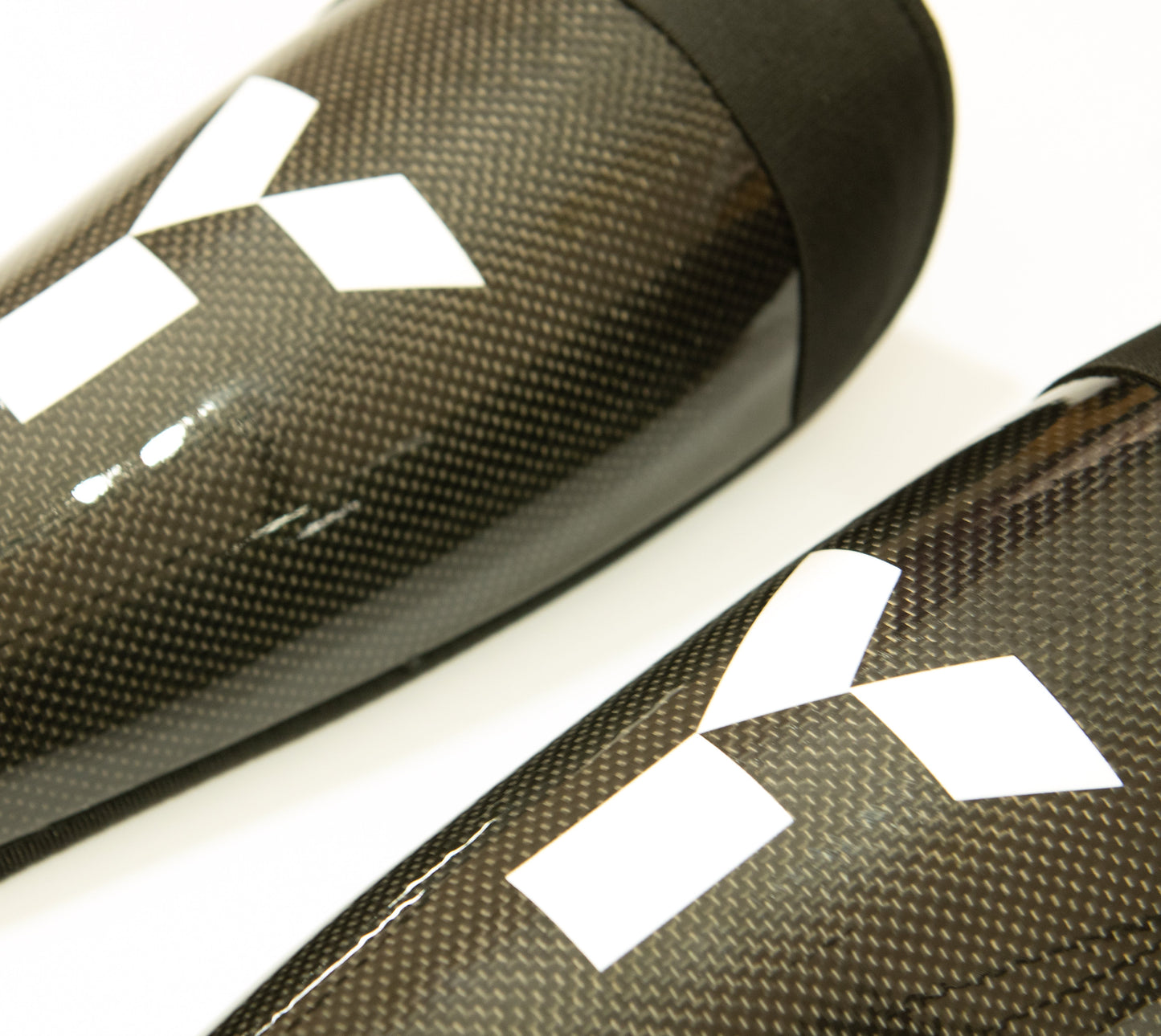 Y1 C1 Carbon Shin Pads - 26/27
